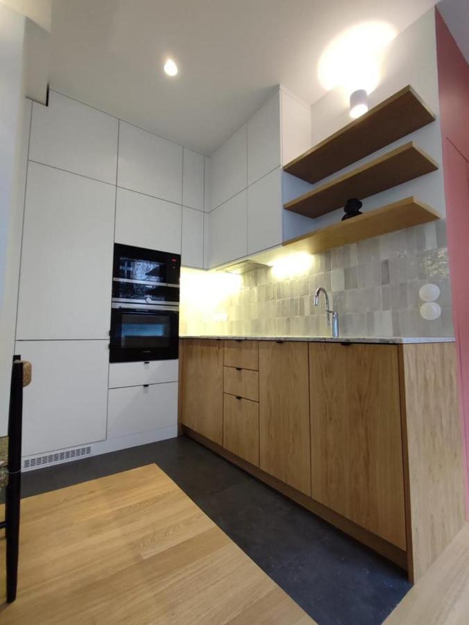 Suite Confortable Sur Le Canal Saint-Martin / Republique Paris Bagian luar foto