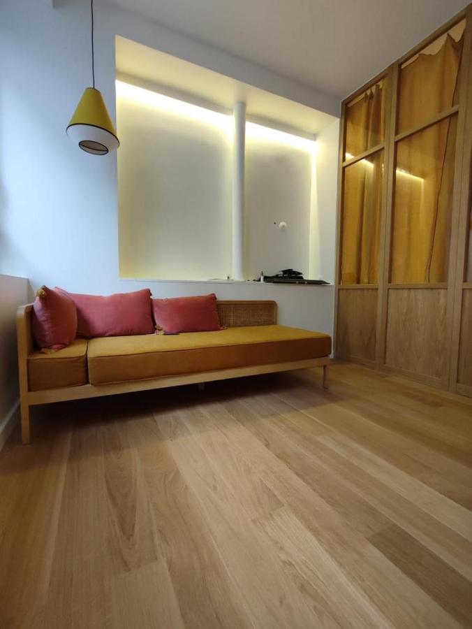 Suite Confortable Sur Le Canal Saint-Martin / Republique Paris Bagian luar foto
